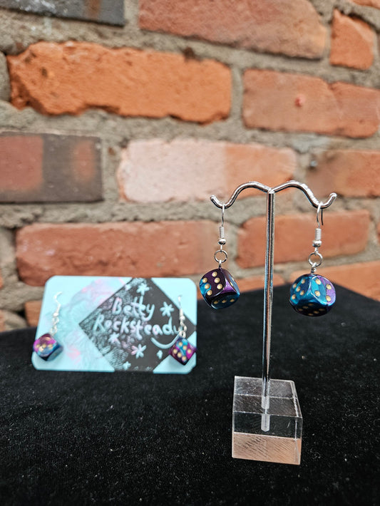 Single Dice Earrings - Dainty