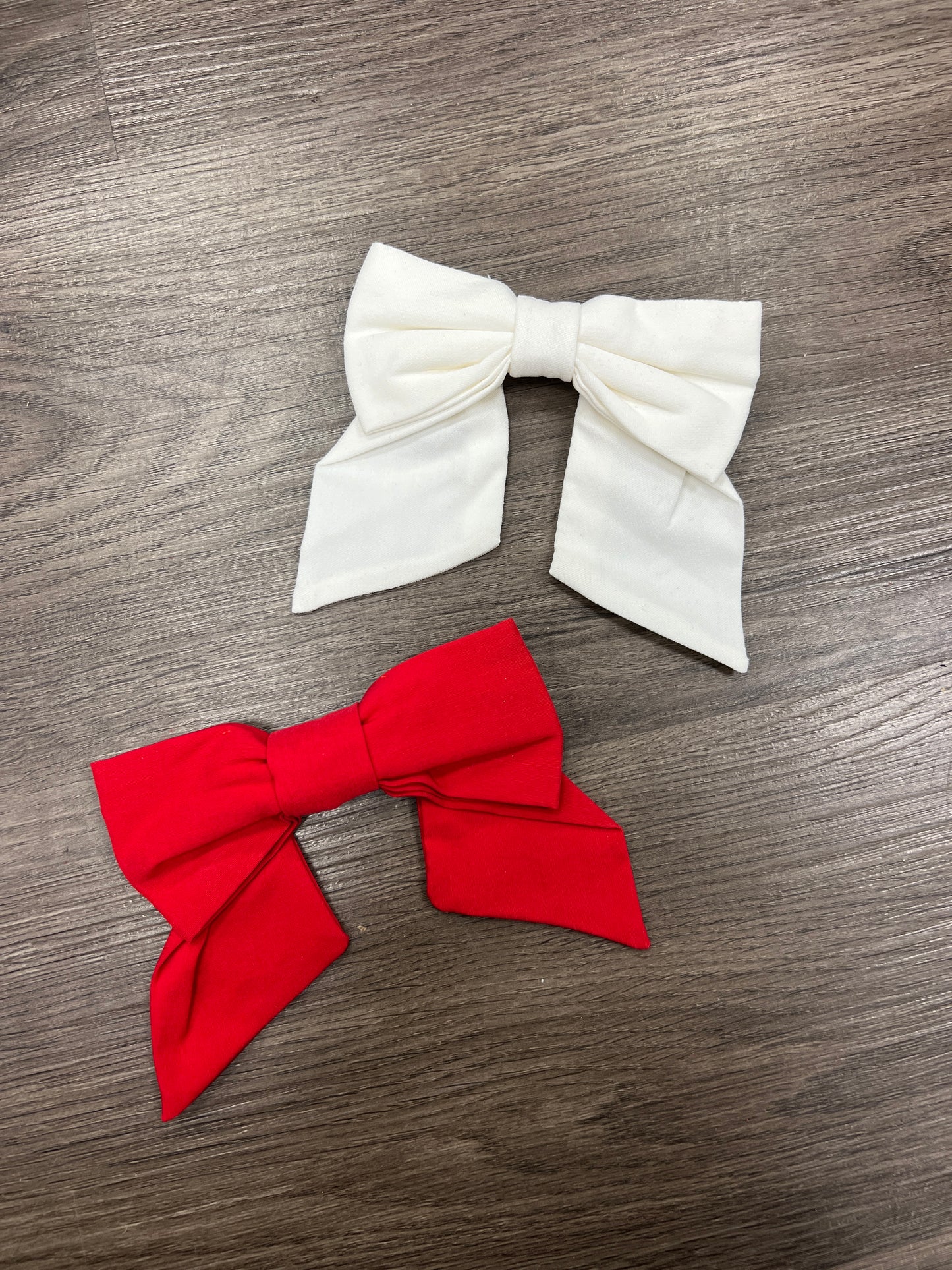 Accent Bow
