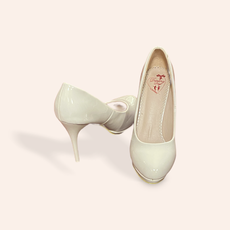 Patent Pumps - Ivory